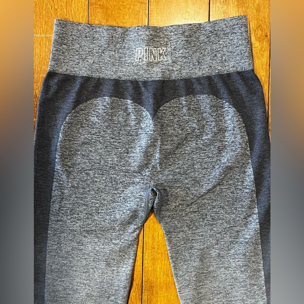 VS PINK Gray Ombre Leggings Seamless Compression - Picture 4 of 5